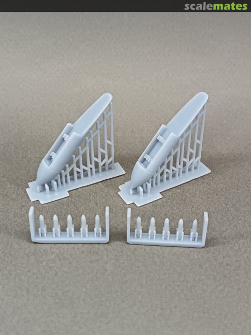 Boxart CBLS-100 with 3 kg bombs WP48018 Wells Props Models Boxart CBLS-100 with 3 kg bombs WP48018 Wells Props Models