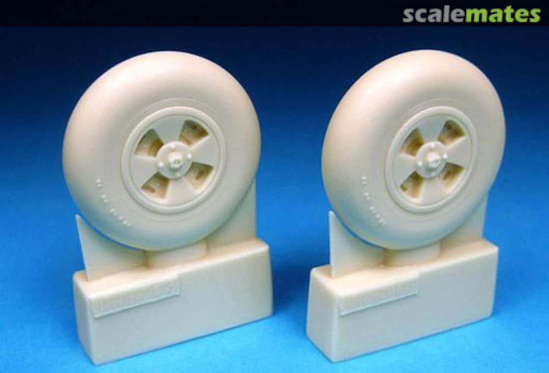 Boxart British 4-Slot 32" Mainwheels - Plain Tread BR32124 Barracuda Studios Boxart British 4-Slot 32" Mainwheels - Plain Tread BR32124 Barracuda Studios