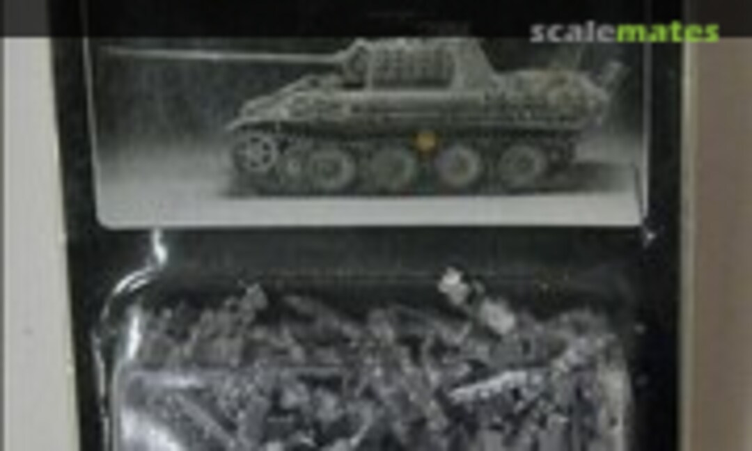 1:35 Pz.Kpfw. V Panther Ausf.G (Sd.Kfz.171) tracks (Gunze Sangyo G-707)