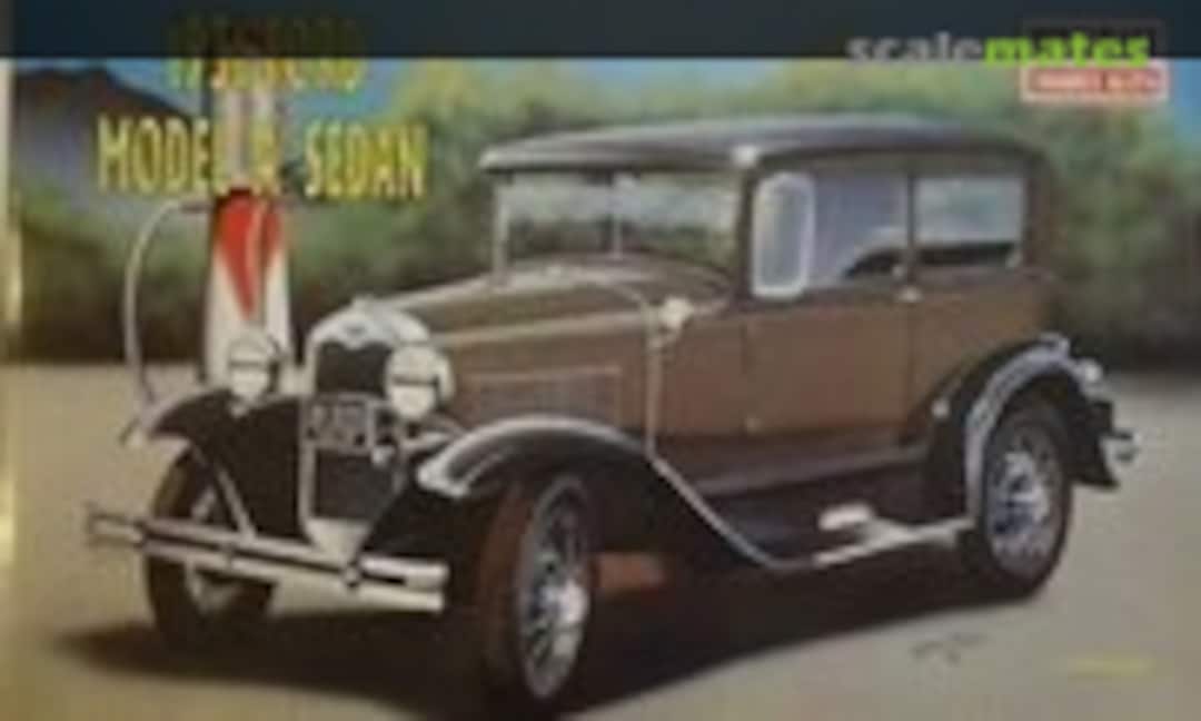 1:16 1931 Ford Model A Sedan (Minicraft Model Kits 11211)