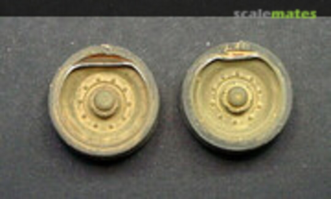 1:35 Centurion Mine Damaged Wheels (Callsign Models CS35019) CS35019
