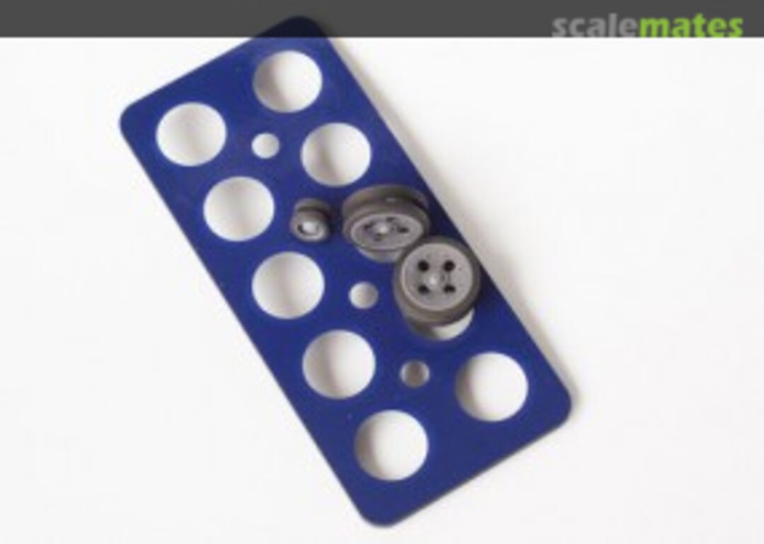 Boxart Wheelmask Pz.Kpfw. III Ausf. A (Sd Kfz 141) - Bronco - QW-172 Quickwheel Boxart Wheelmask Pz.Kpfw. III Ausf. A (Sd Kfz 141) - Bronco - QW-172 Quickwheel