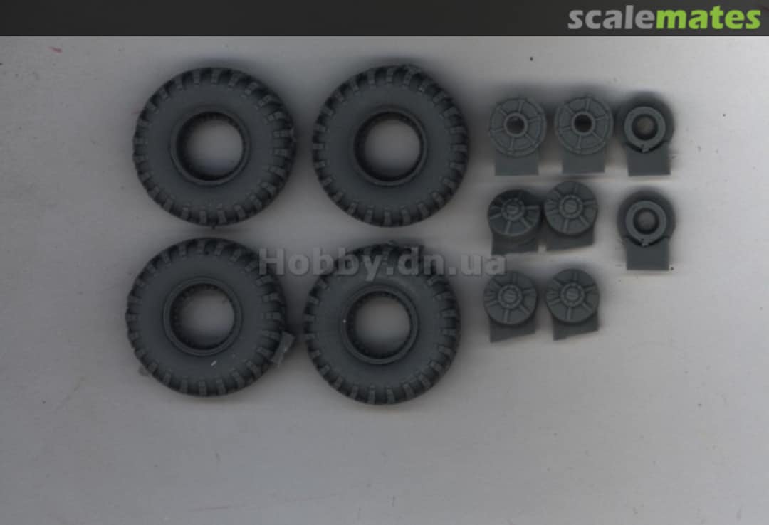 Boxart BRDM-1,2 late type wheels (Trumpeter) 35202 Hobby Planet Boxart BRDM-1,2 late type wheels (Trumpeter) 35202 Hobby Planet