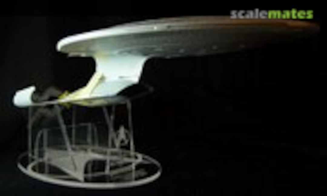 1:1400 Enterprise D display stand (Flux Dimensions FD-MB01) FD-MB01