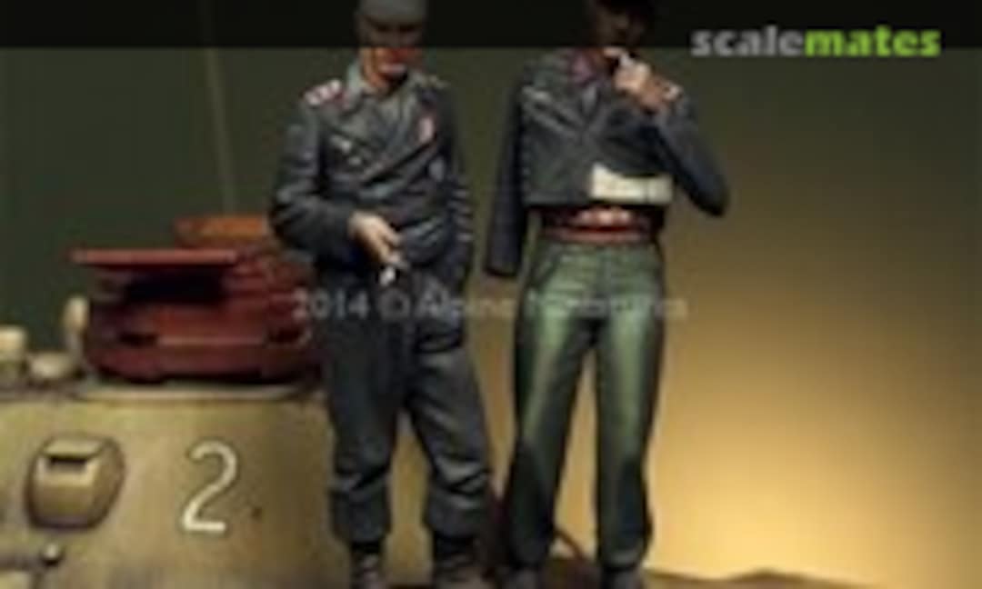 1:35 German Panzer Crew Set (2pcs) (Alpine Miniatures 35183) 35183