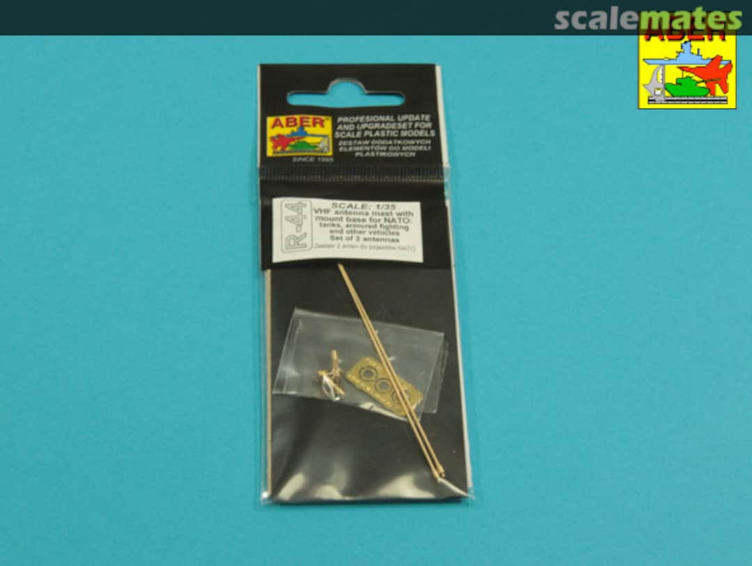 Boxart Set of 2 VHF NATO antennas with mount bases R-44 Aber Boxart Set of 2 VHF NATO antennas with mount bases R-44 Aber