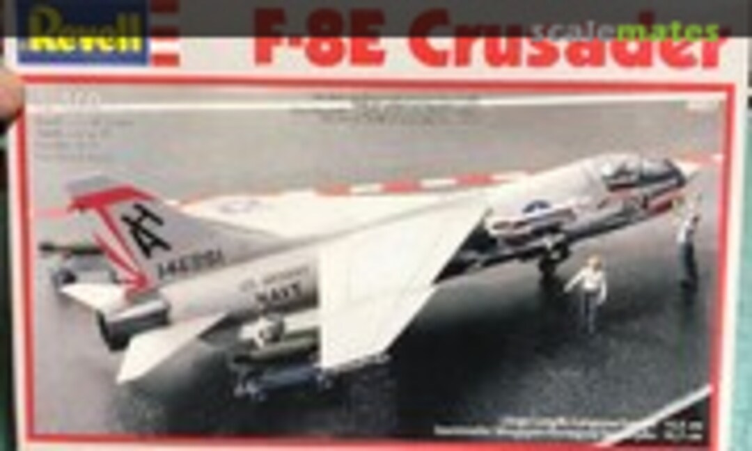 1:100 F-8E Crusader (Revell 4057)