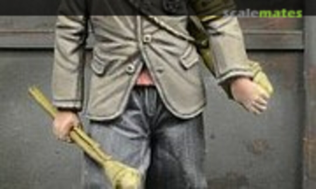 1:35 Young Volkssturmmann Germany 1945 (D-Day Miniature Studio 35037)