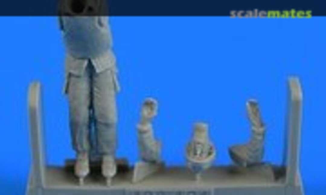 1:48 Modern British Army Gunner for BAE Warrior (Aerobonus 480 181) 480 181