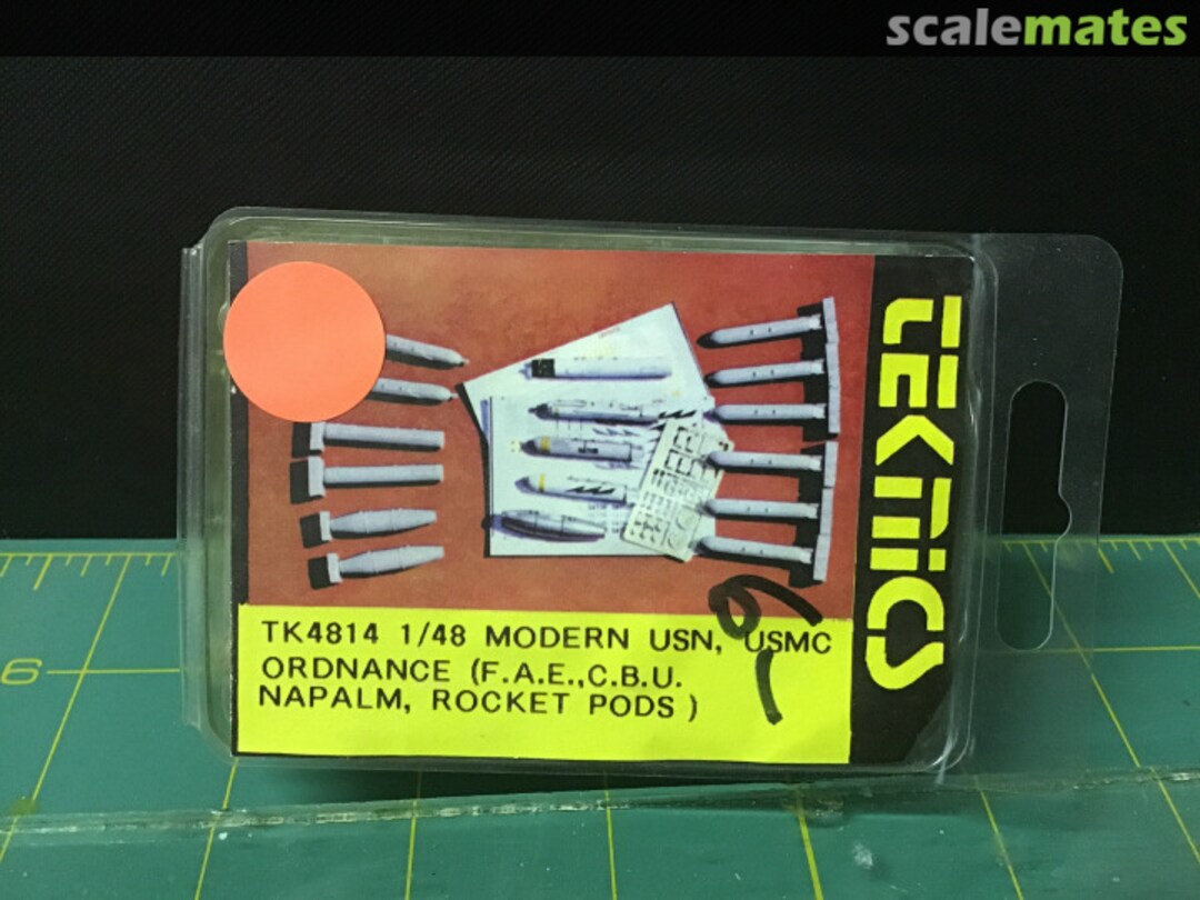 Boxart Modern USN, USMC Ordnance (FAE, CBU, Napalm, Rocket Pods) TK4814 Teknics Boxart Modern USN, USMC Ordnance (FAE, CBU, Napalm, Rocket Pods) TK4814 Teknics