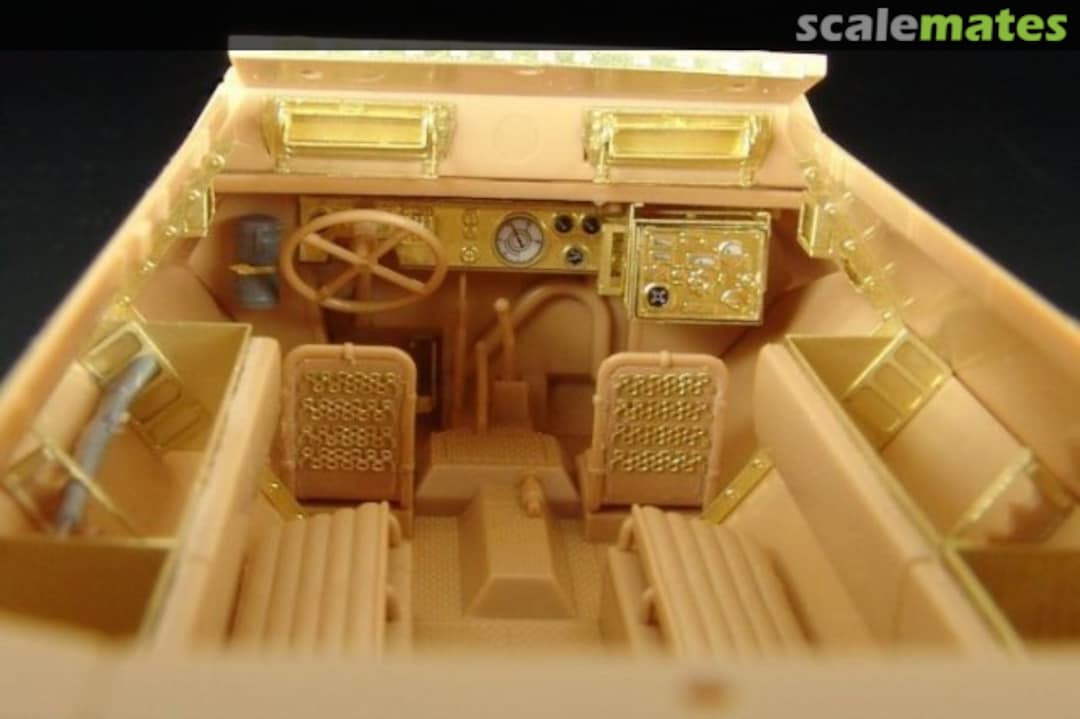 Boxart Sd.Kfz. 251/1 Ausf. D Interior HLX48296 Hauler Boxart Sd.Kfz. 251/1 Ausf. D Interior HLX48296 Hauler