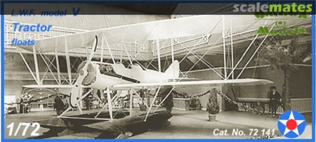 Boxart L.W.F. model V Tractor floats 72141 Omega Models