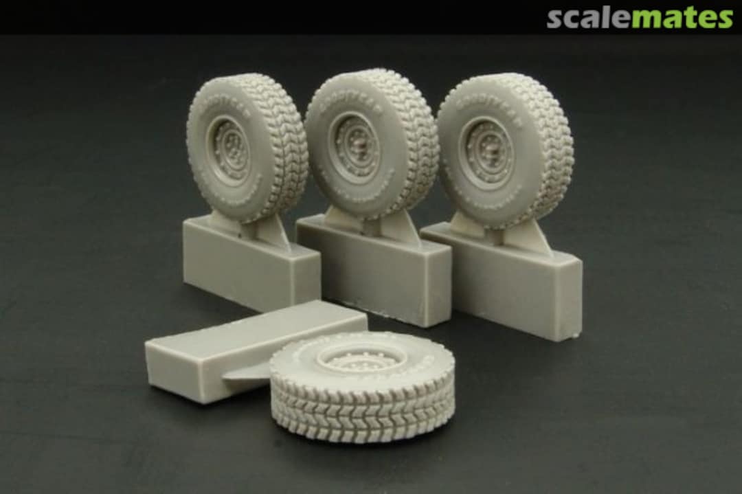 Boxart HMMWV (Hummer) aggressive pattern wheels HLX48301 Hauler Boxart HMMWV (Hummer) aggressive pattern wheels HLX48301 Hauler