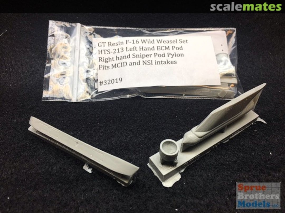 Boxart F-16 Falcon Wild Weasel Set - HTS-213 Left Hand ECM Pod with Right Hand Sniper Pod Pylon (fits MCID & NSI intakes) 32019 GT Resin Boxart F-16 Falcon Wild Weasel Set - HTS-213 Left Hand ECM Pod with Right Hand Sniper Pod Pylon (fits MCID & NSI intakes) 32019 GT Resin