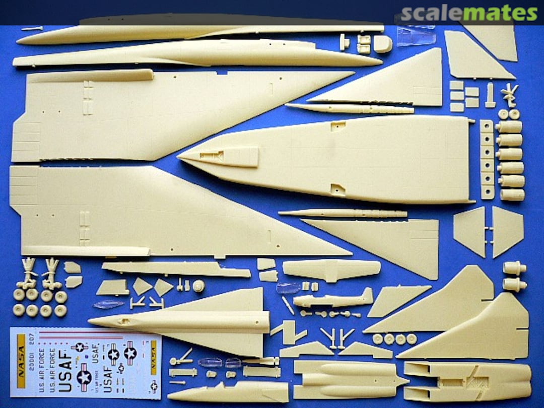 Contents North American XB-70 Valkyrie AA-4007 Anigrand Craftswork Contents North American XB-70 Valkyrie AA-4007 Anigrand Craftswork