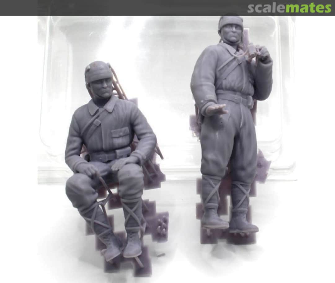 Contents Japanese WWII Tank Crew (2 Figures / 3D-Printed) 16711 FC Model Trend