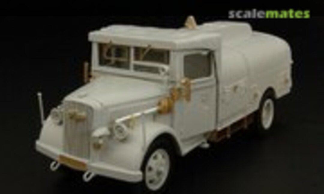 1:48 Opel Blitz Tankwagen (Hauler HLX48308)