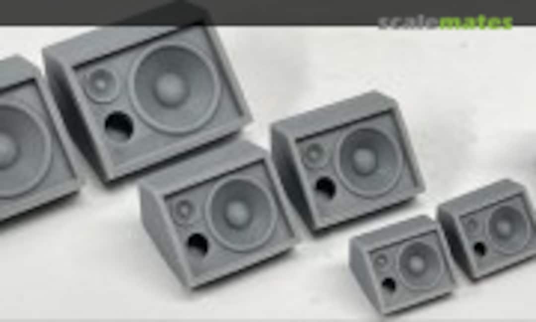 1:43 Loudspeakers hanging (EMP3d 43080112) 43080112
