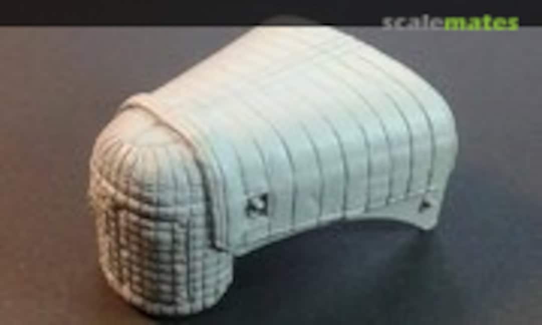 1:35 ZiL 157 engine deck with canvas cover (Panzer Art RE35-427) RE35-427