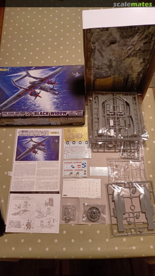Contents Northrop P-61B 'Black Widow' L4810 Great Wall Hobby Contents Northrop P-61B 'Black Widow' L4810 Great Wall Hobby