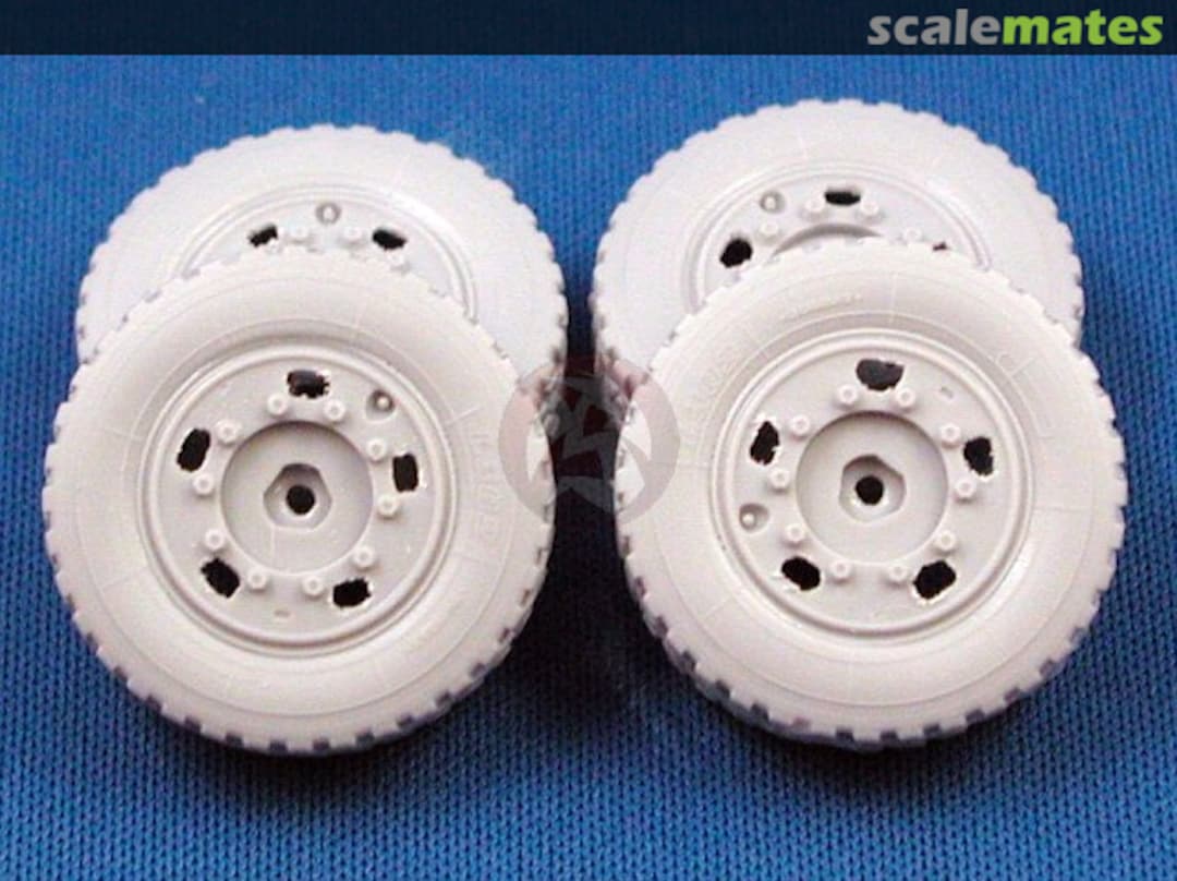 Boxart JGSDF Light Armored Car Wheel Set TWS0086 Tank Workshop Boxart JGSDF Light Armored Car Wheel Set TWS0086 Tank Workshop