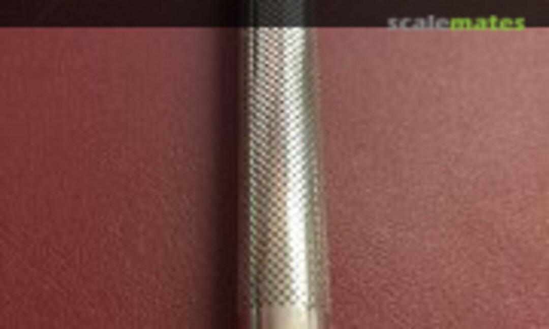 1:25 Traditional Round Exhaust Shields - Round Holes (pair) (Auslowe Model Accessories EX4) EX4