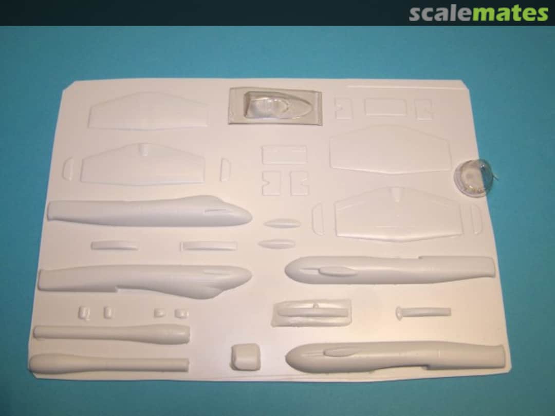 Boxart Heinkel He P. 1077 Julia I Julia II und Romeo AM-332 Airmodel Boxart Heinkel He P. 1077 Julia I Julia II und Romeo AM-332 Airmodel