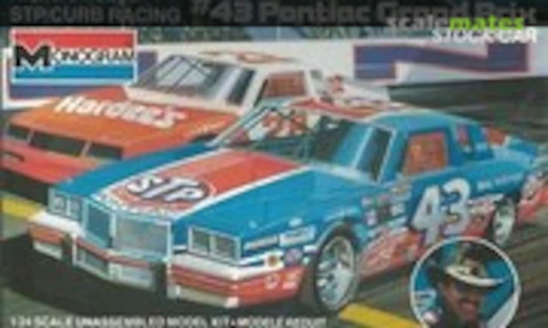 1:24 #43 Pontiac Grand Prix STOCK CAR (Monogram 2722) 2722