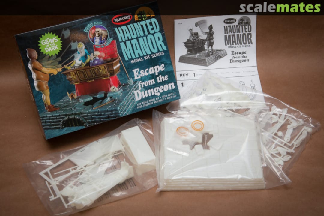 Contents Escape from the Dungeon POL972 Polar Lights