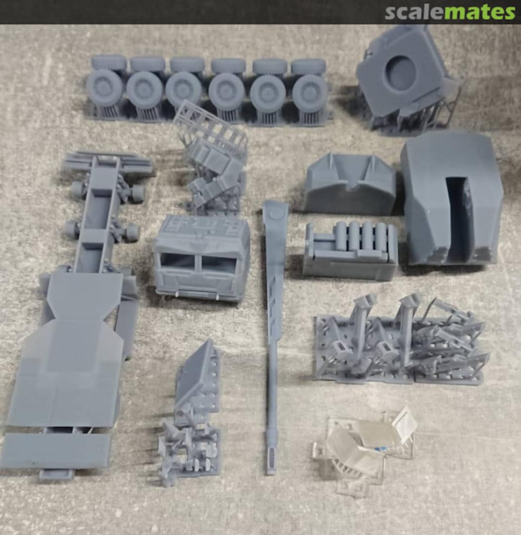 Contents RMMV HX3 10x10 155 mm howitzer 72032 Panzerfux Military Kits Contents RMMV HX3 10x10 155 mm howitzer 72032 Panzerfux Military Kits
