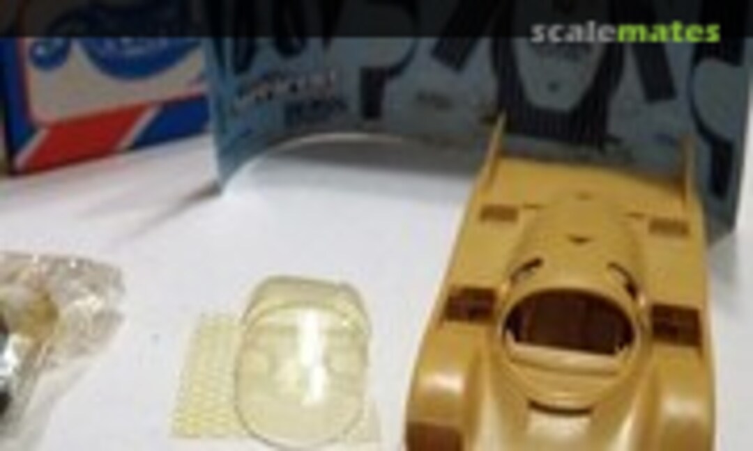 1:43 Porsche 956 "Boss" (Record R619) R619