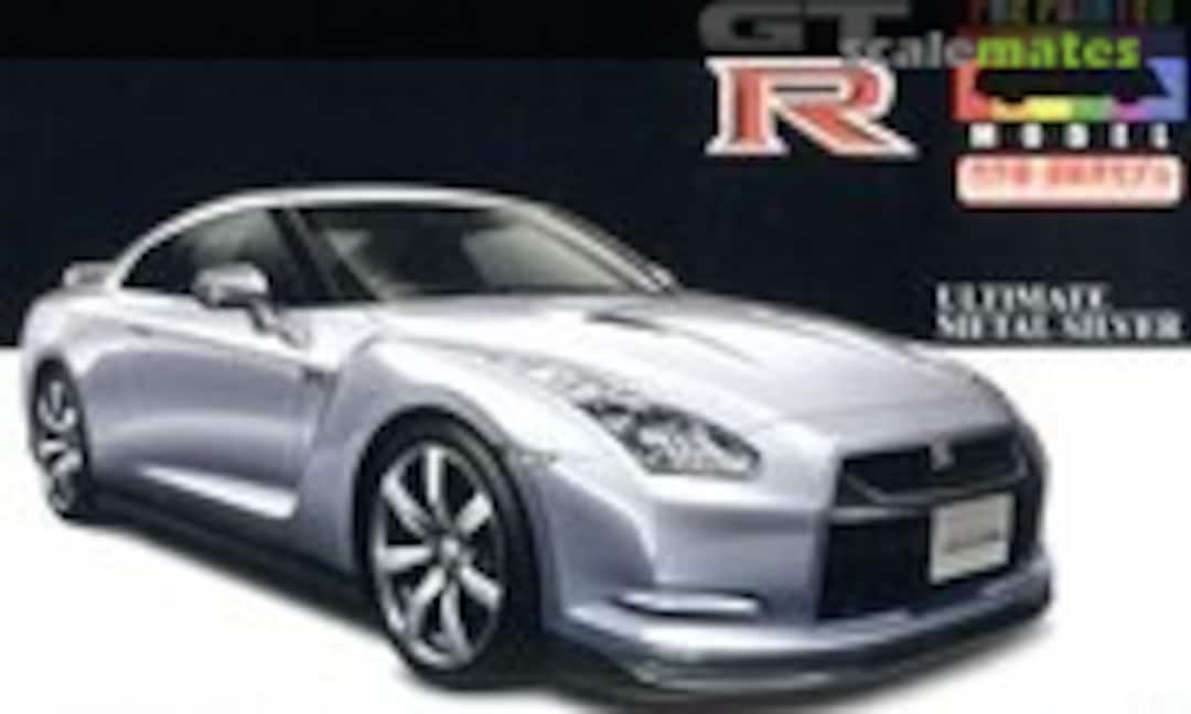 1:24 R35 GT-R (Ultimate Metal Silver) (Aoshima 050217)
