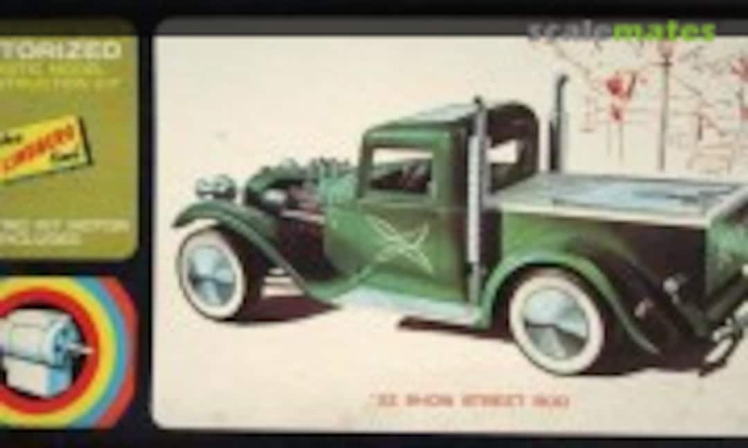 1:24 '32 Show Street Rod (Lindberg 6103M)