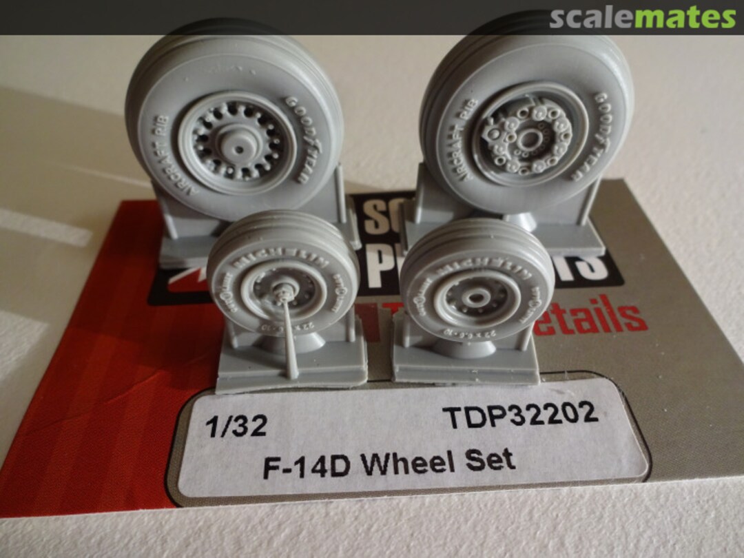 Boxart F-14D Wheel set TDP32202 True Details Boxart F-14D Wheel set TDP32202 True Details