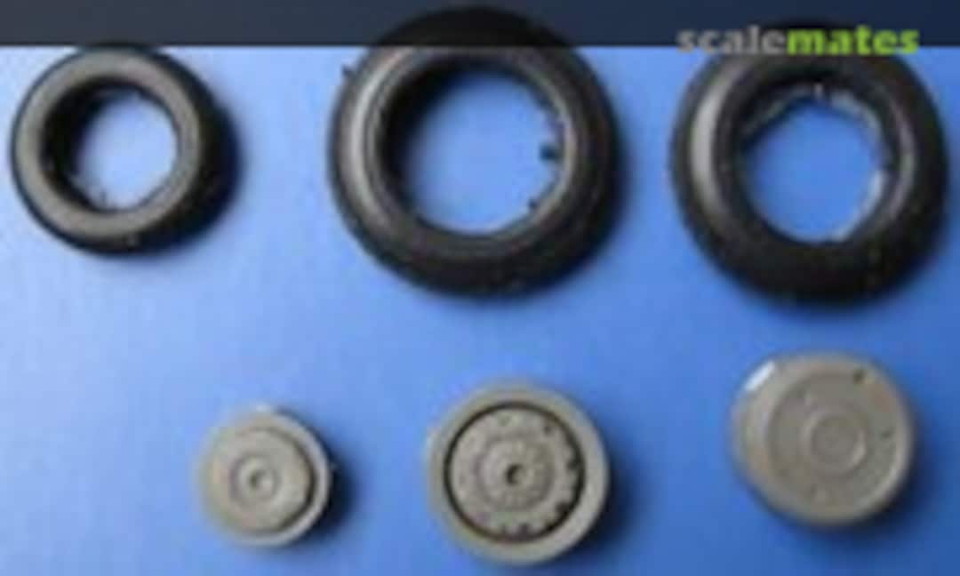 1:48 Rubber Wheels for Sukhoi Su-15 (Avia Equipage Auto EQG-48045) EQG-48045