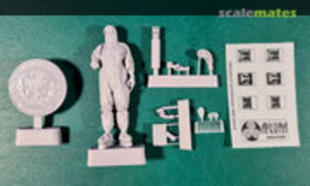 1:35 Hero of the "Red Zone" (Arkona Miniatures AR35-005) AR35-005