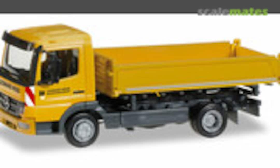 Mercedes-Benz Atego Dreiseitenkipper &quot;Leonhard Weiss&quot; (Herpa 304399)