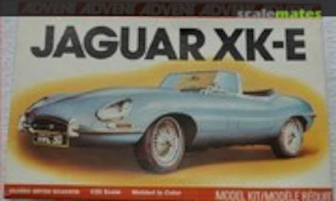 1:25 Jaguar XK-E (Advent 3102)