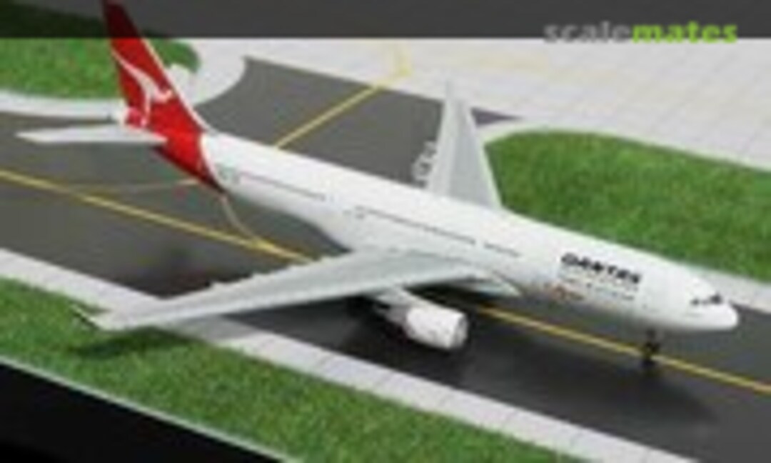 Airbus A330 (Gemini Jets GJQFA378)