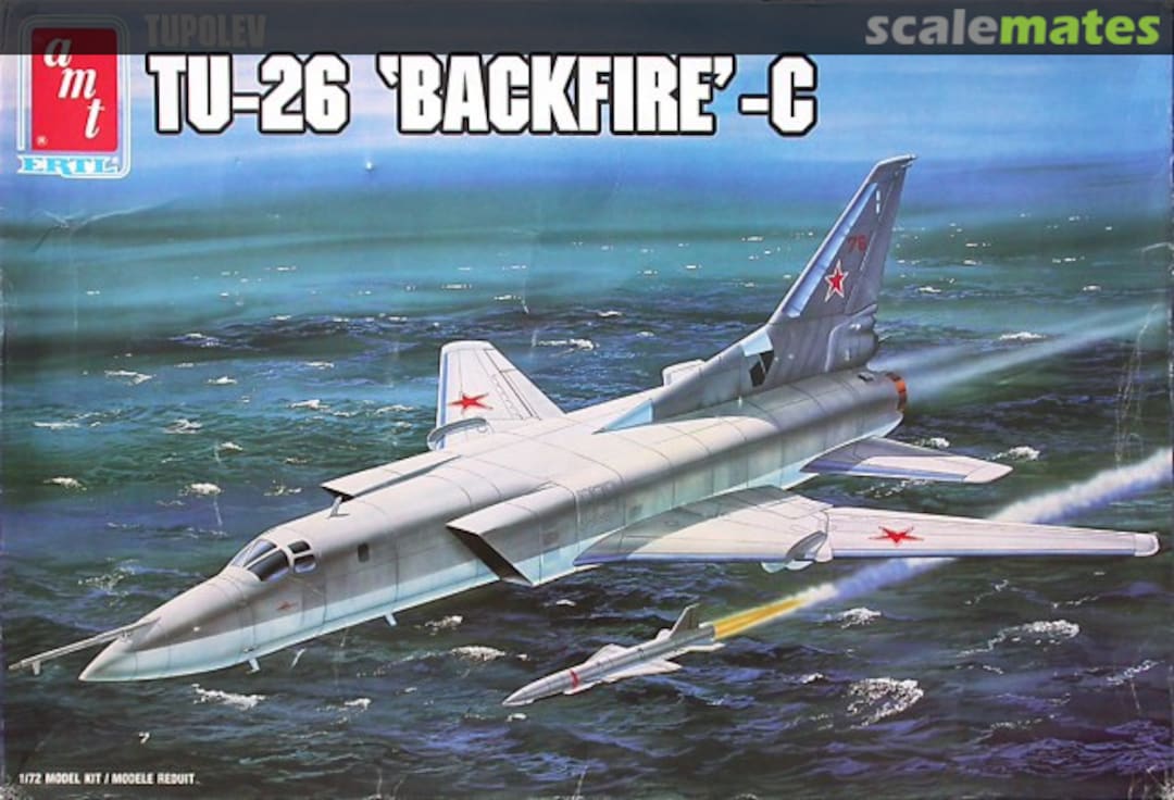 Boxart Tupolev TU-26 'Backfire' -C 8832 AMT/ERTL Boxart Tupolev TU-26 'Backfire' -C 8832 AMT/ERTL