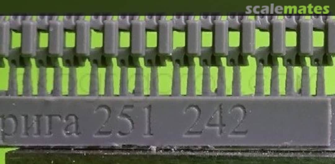 Boxart Sd.Kfz.251 & Sd.Kfz.11 tracks - type 1 S72242 OKB Grigorov Boxart Sd.Kfz.251 & Sd.Kfz.11 tracks - type 1 S72242 OKB Grigorov