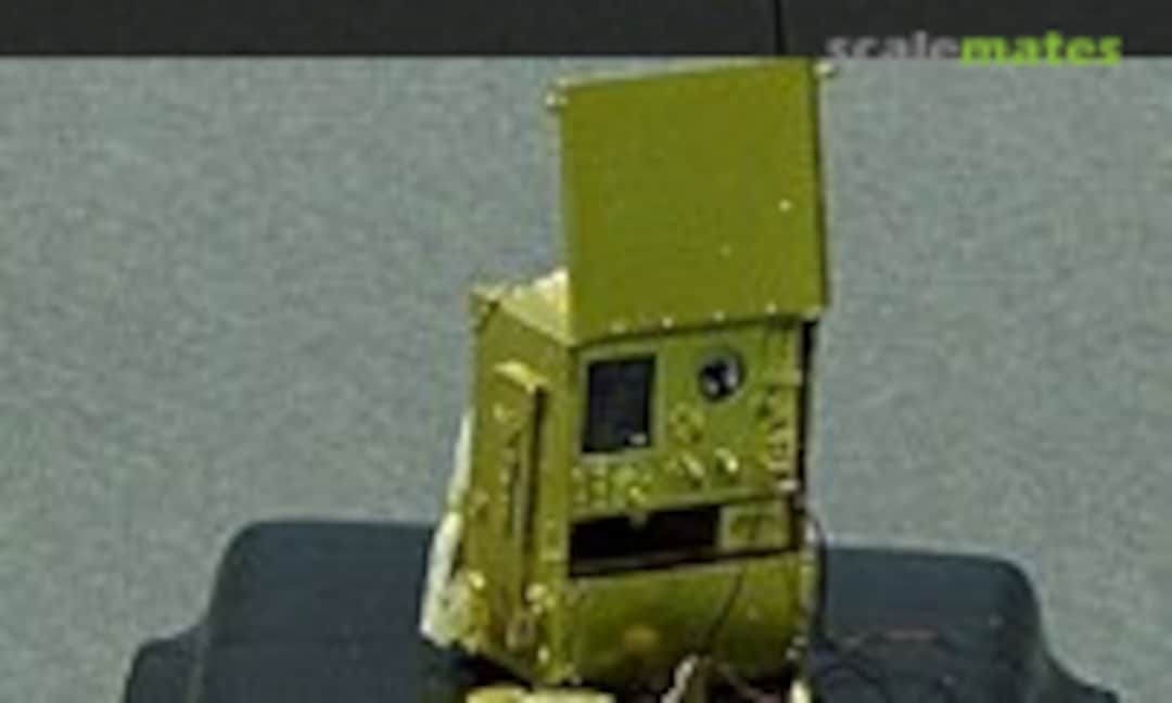 1:35 13-R Soviet Army Shortwave Radio Station WWII (Vmodels 35048) 35048
