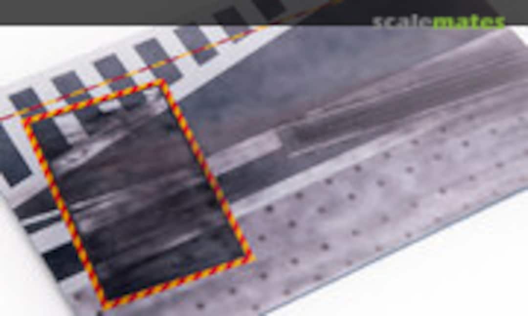 1:72 Charles De Gaulle - Deck Base (Kelik KS72032) KS72032