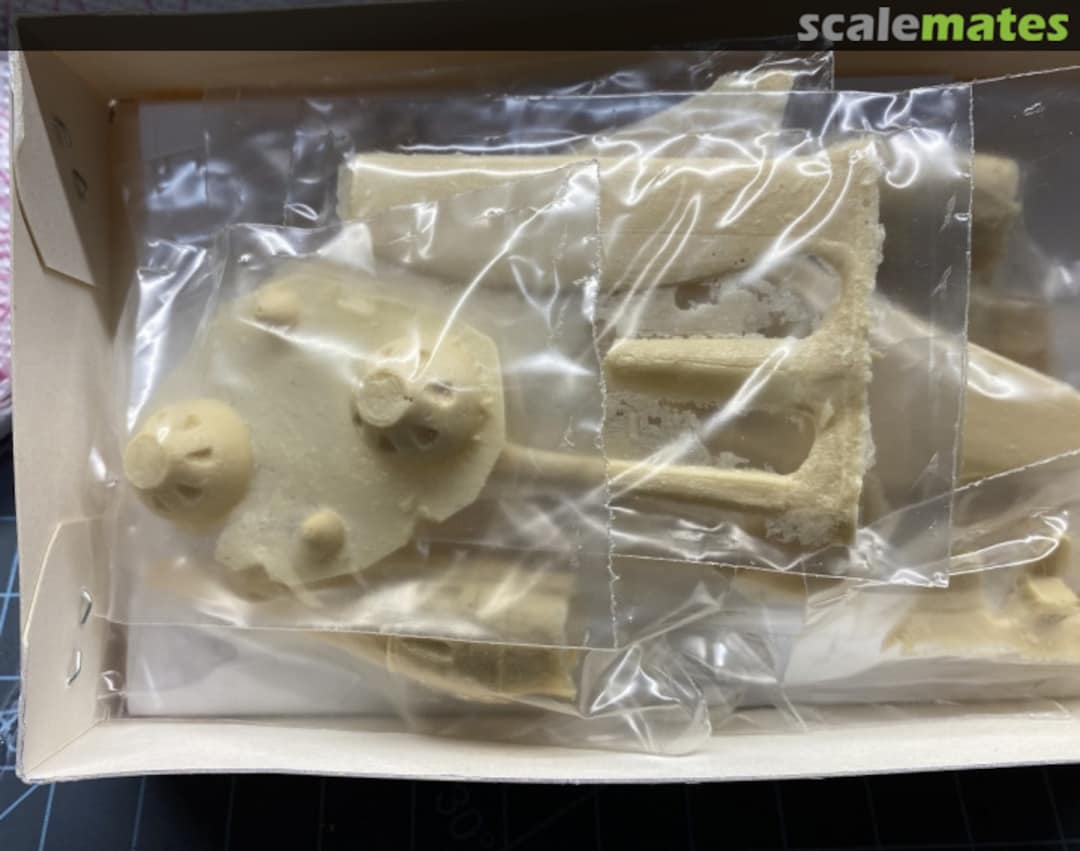 Contents G-38 "Light Cruiser" Unicraft Models Contents G-38 "Light Cruiser" Unicraft Models