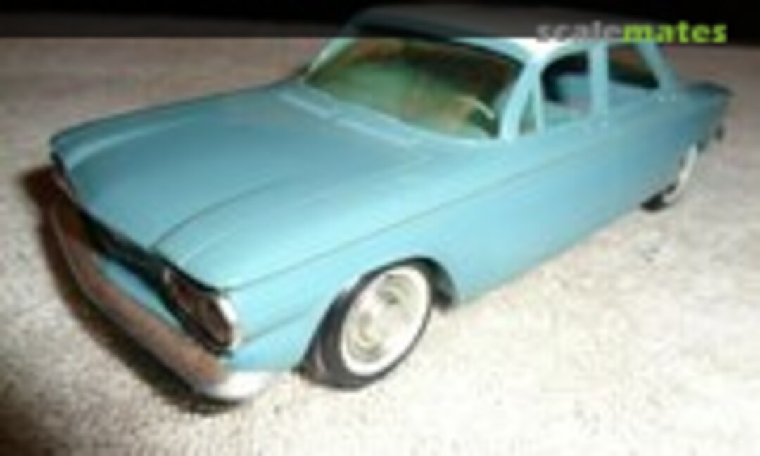 1:25 1960 Corvair Sedan (SMP )
