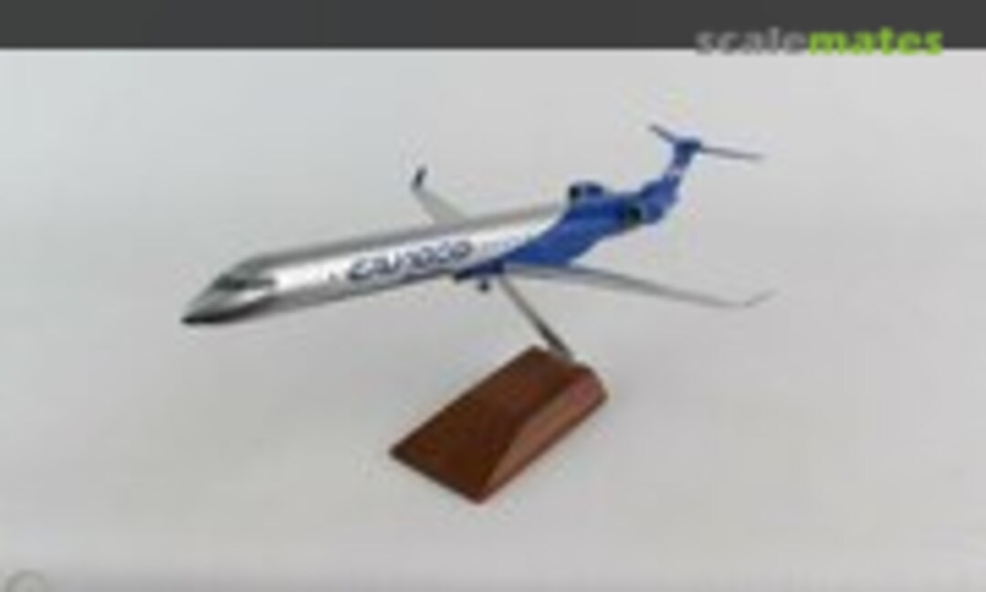 1:100 BOMBARDIER CRJ1000 (Sky Marks SKR328) SKR328