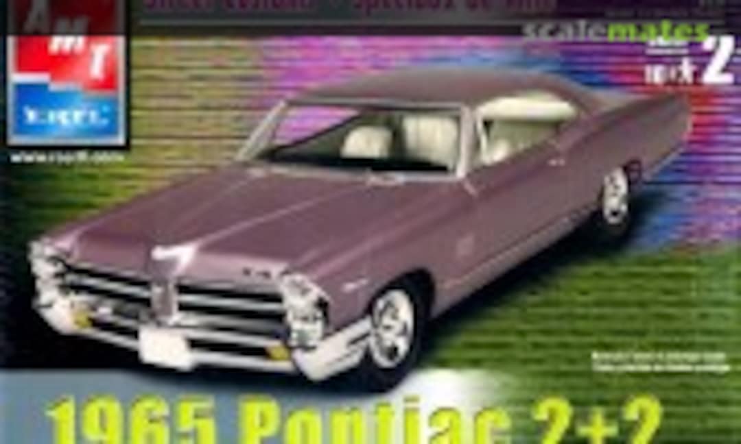 1:25 1965 Pontiac 2+2 (AMT/ERTL 31928) 31928