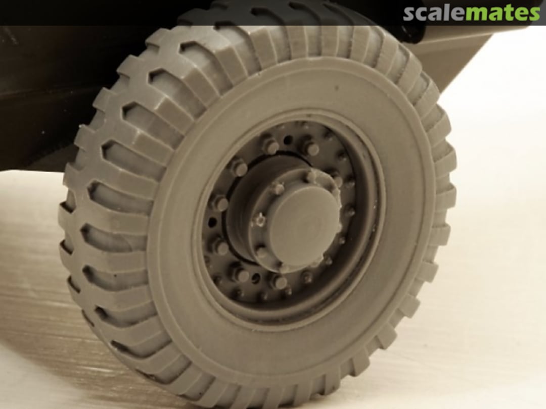 Boxart Crocodile Trailer Wheel and Hub Set A212 Accurate Armour Boxart Crocodile Trailer Wheel and Hub Set A212 Accurate Armour