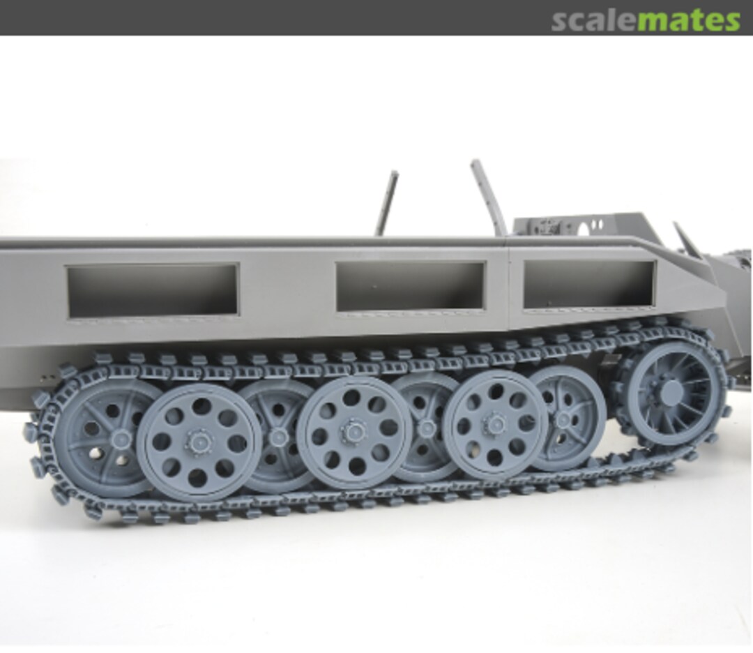 Boxart Sd.Kfz.251 Corrected Road Wheels 16147 AFV Modeller Publications Boxart Sd.Kfz.251 Corrected Road Wheels 16147 AFV Modeller Publications