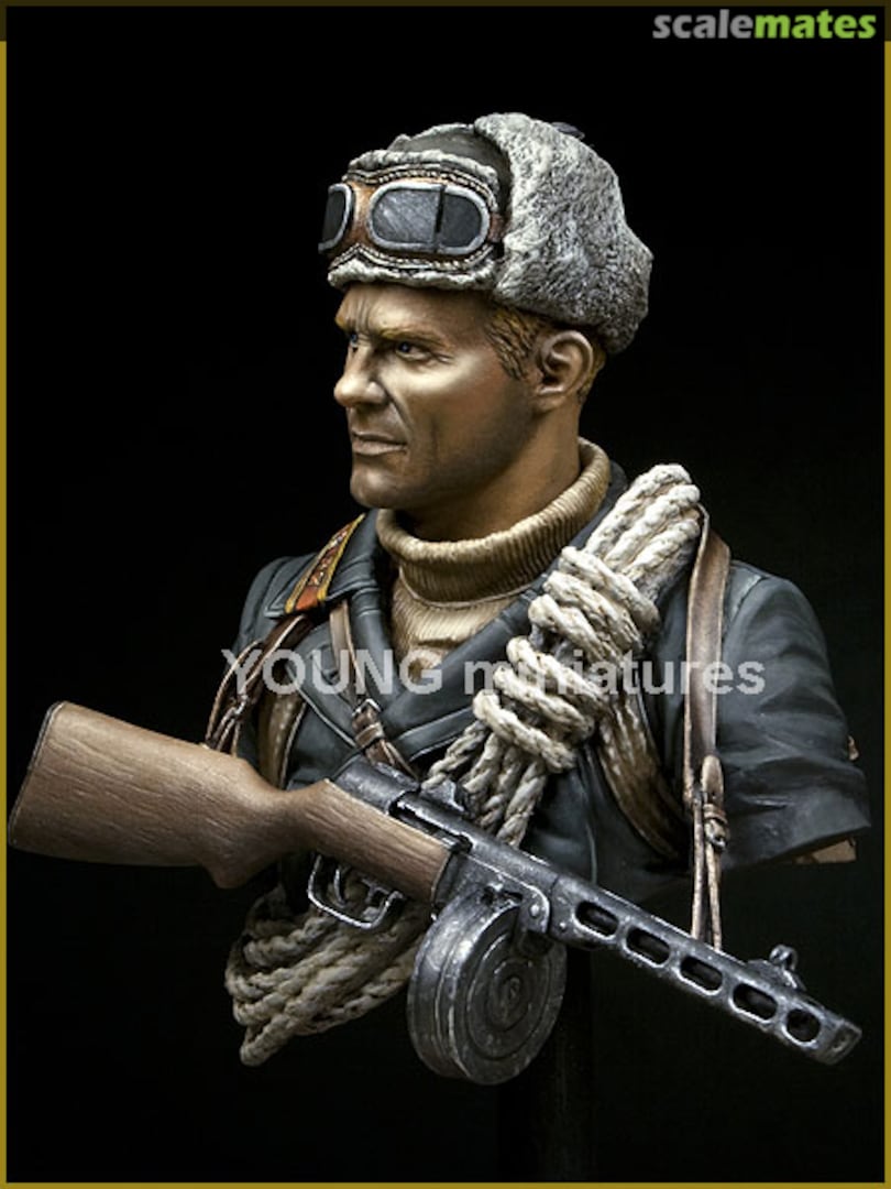 Boxart Soviet Mountaineer Officer 1942 YM1827 Young Miniatures